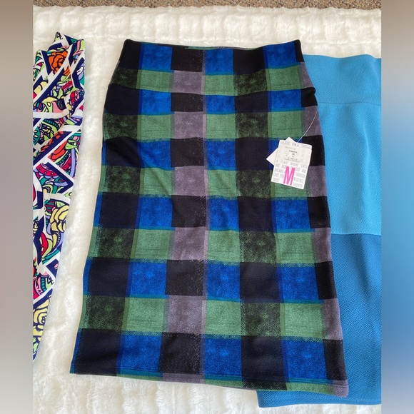 Bundle of LuLaRoe Cassie skirts. 4 total. New with tags from my own closet - Picture 3 of 6